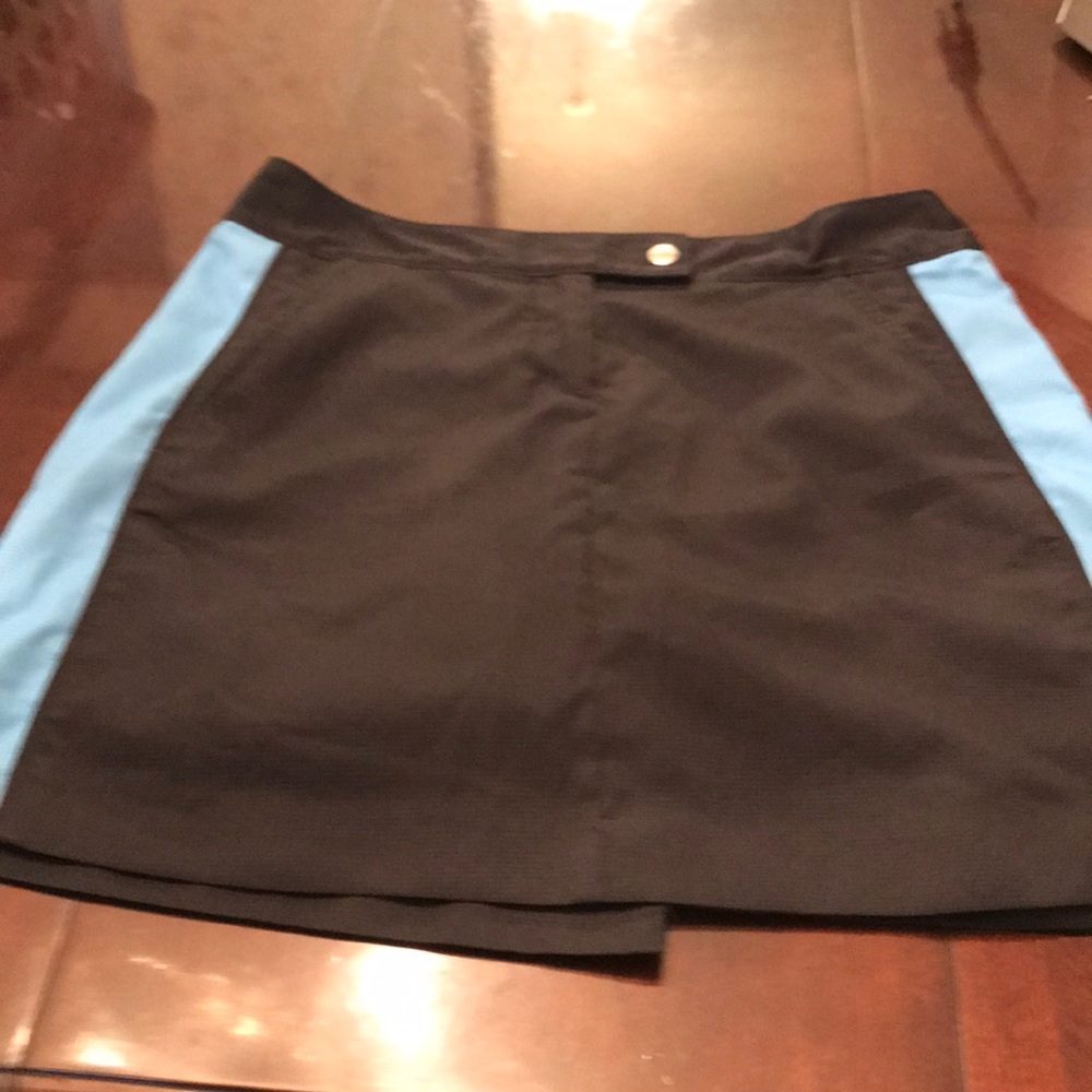 Golf skort